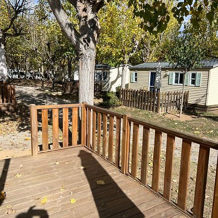 Camping Bungalow El Llac De Banyoles Porqueres Екстер'єр фото