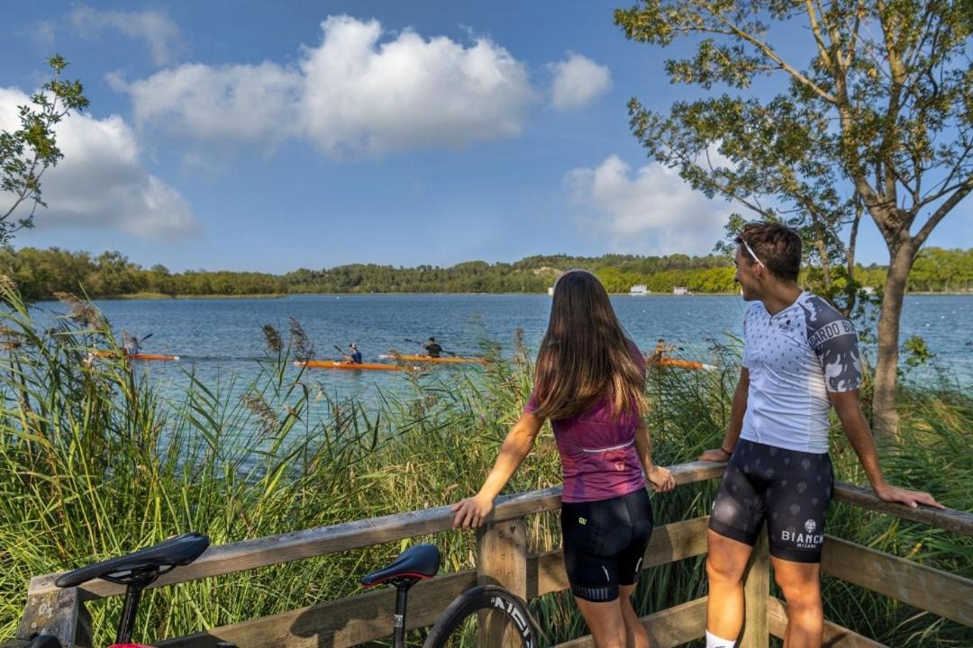 Camping Bungalow El Llac De Banyoles Porqueres Екстер'єр фото